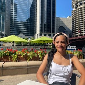 Meet your Posher, Lexi